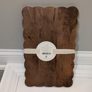 Mela Artisans Scalloped Cutting Board FabFitFun Decorative Display Kitchen Gift